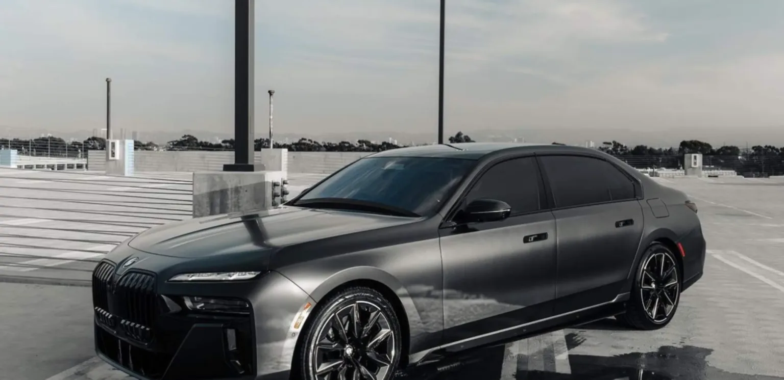 BMW 760i xDrive – Black on Matte Black and Black