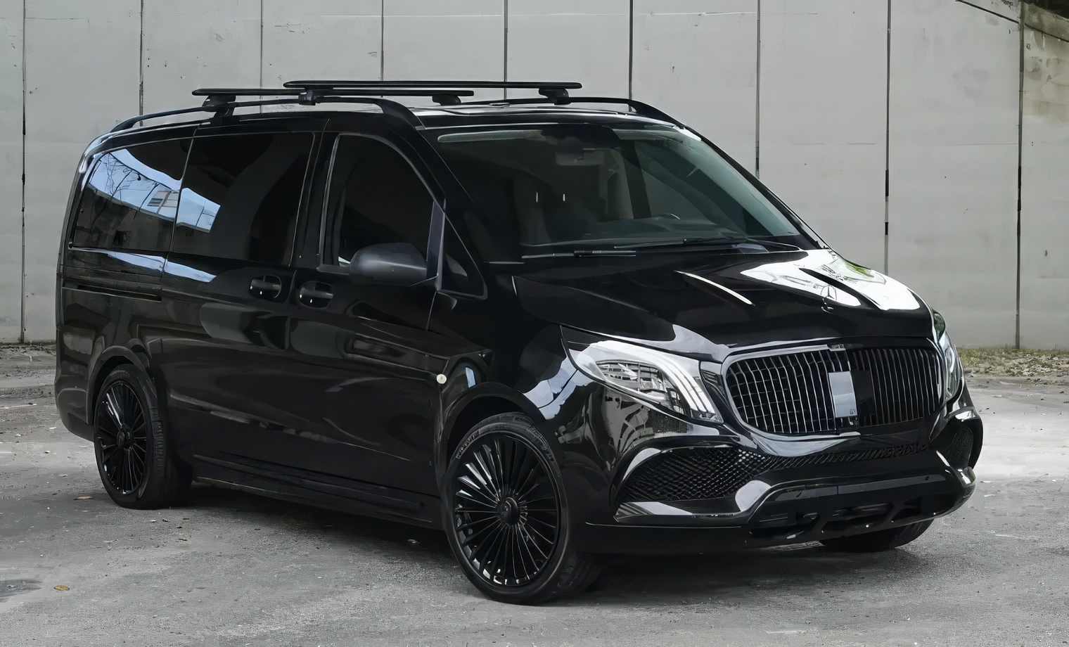 Maybach Metris - Obsidian Black Metallic over Designo Classic Red Nappa