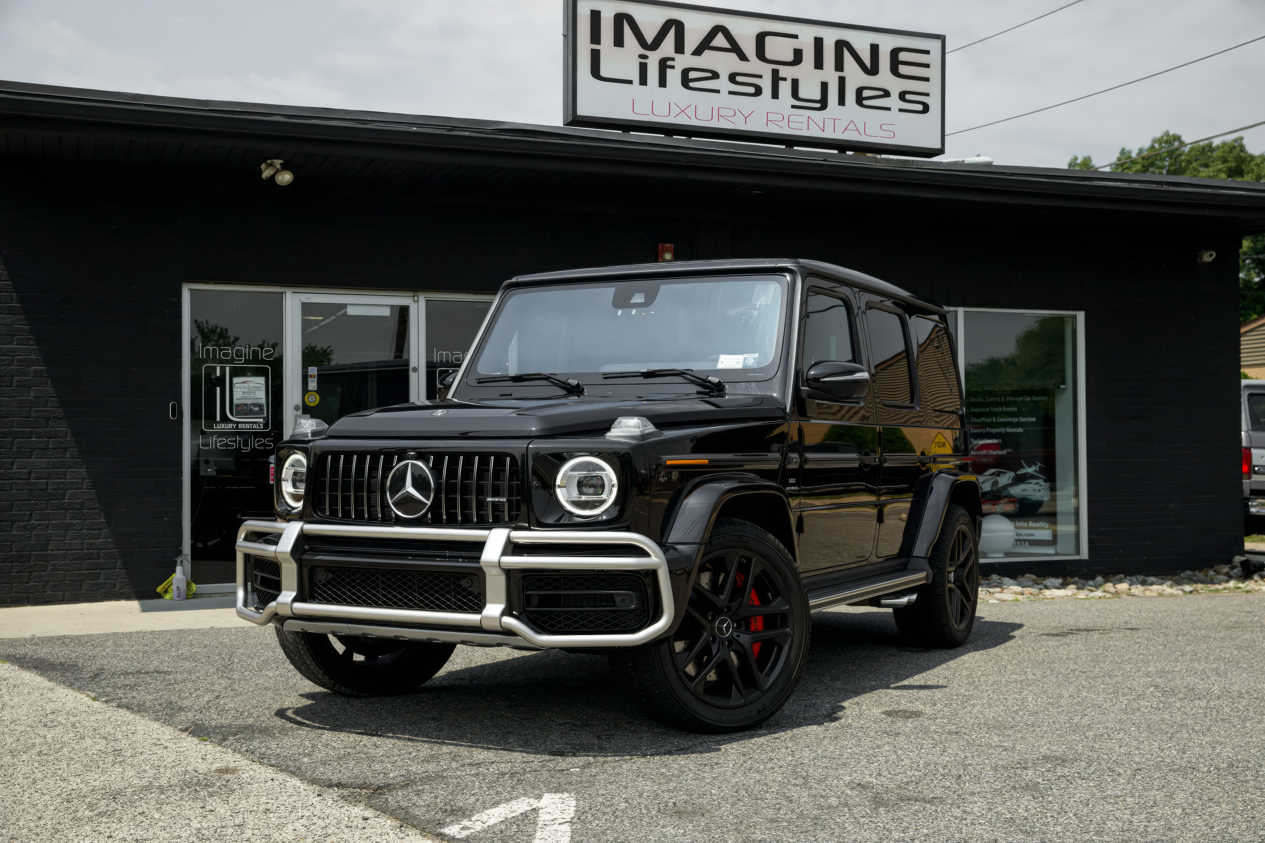 Mercedes-Benz G63 AMG - Obsidian Black Metallic on Black
