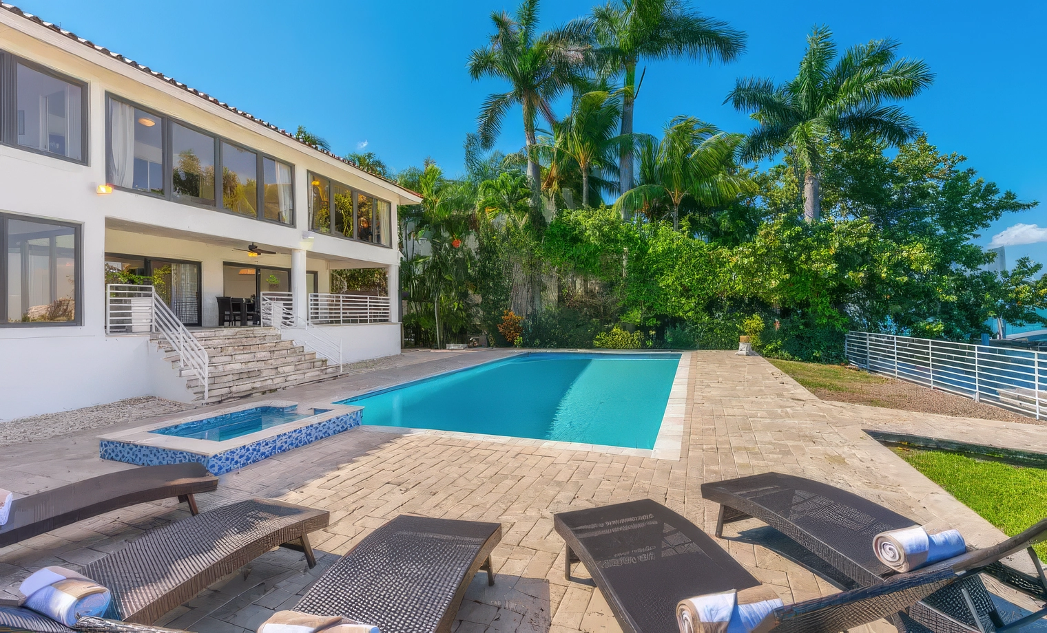 Villa Asina - $2,800