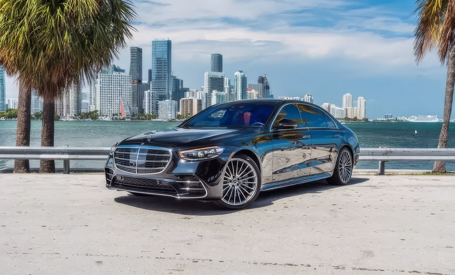 Mercedes-Benz S580 – Obsidian Black Metallic on Sienna Brown