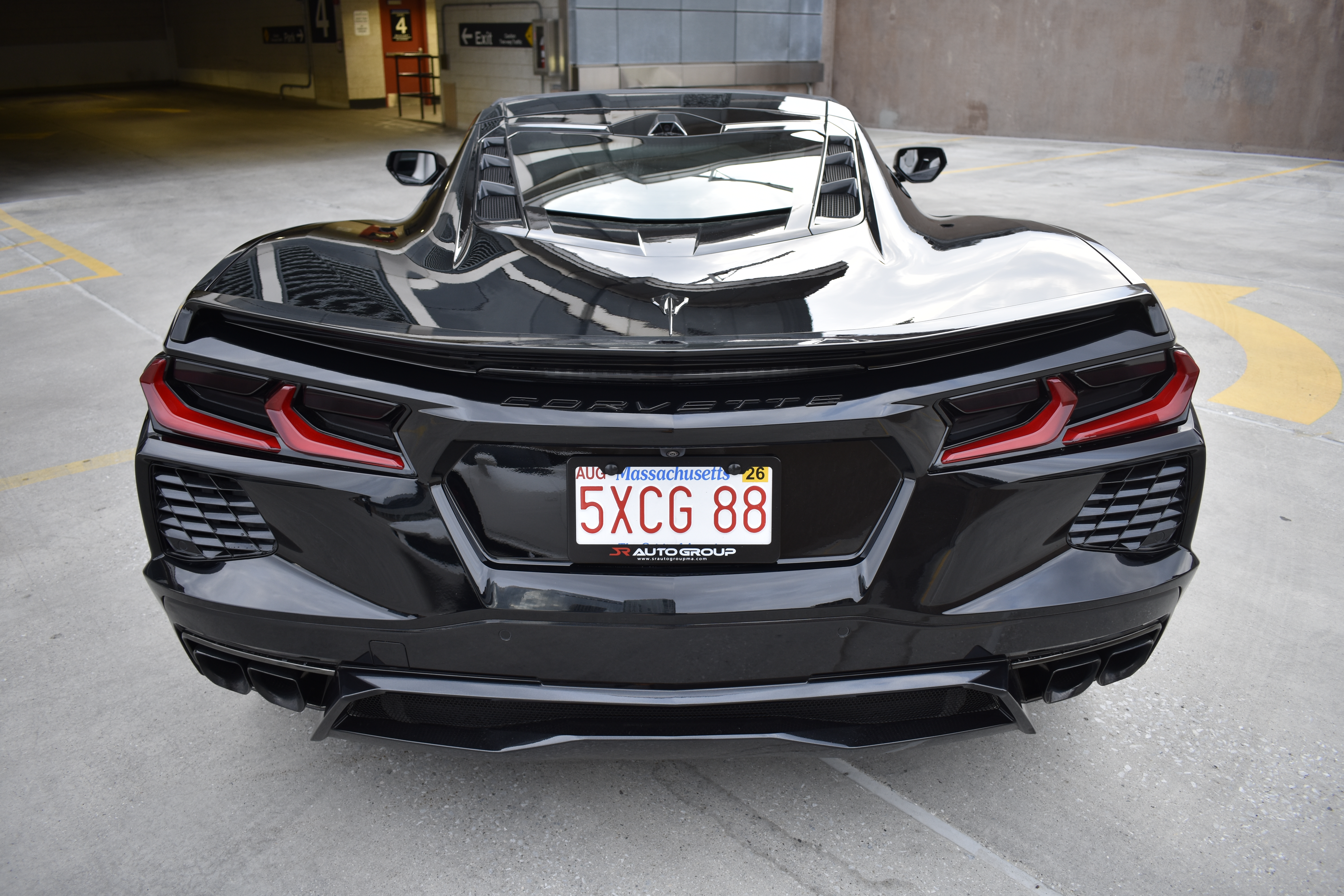 Chevrolet Corvette C8 Stingray 2LT Coupe - Solid Black on Sky Cool Gray & Jet Black