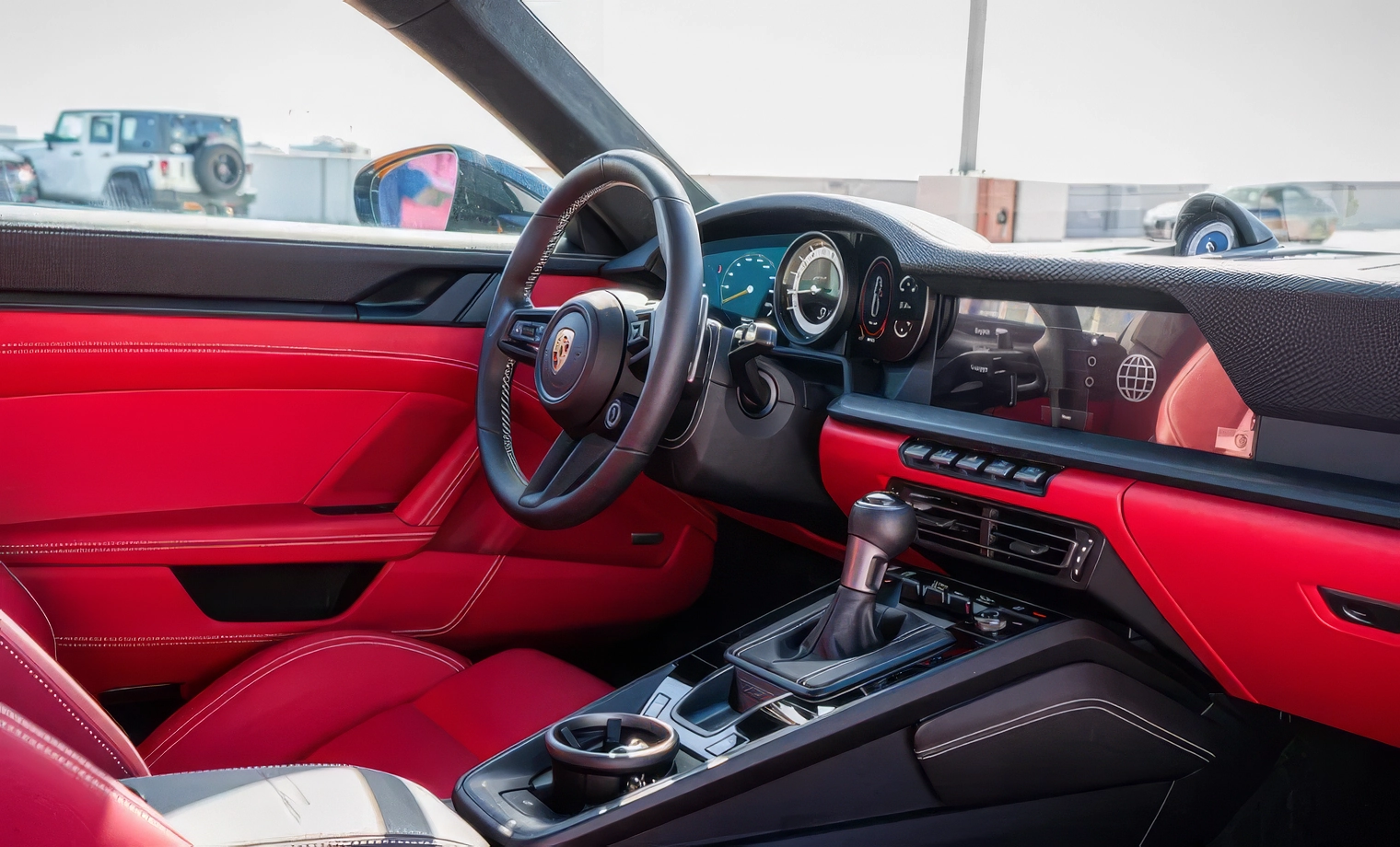 Porsche 911 GT3 – Black on Guards Red