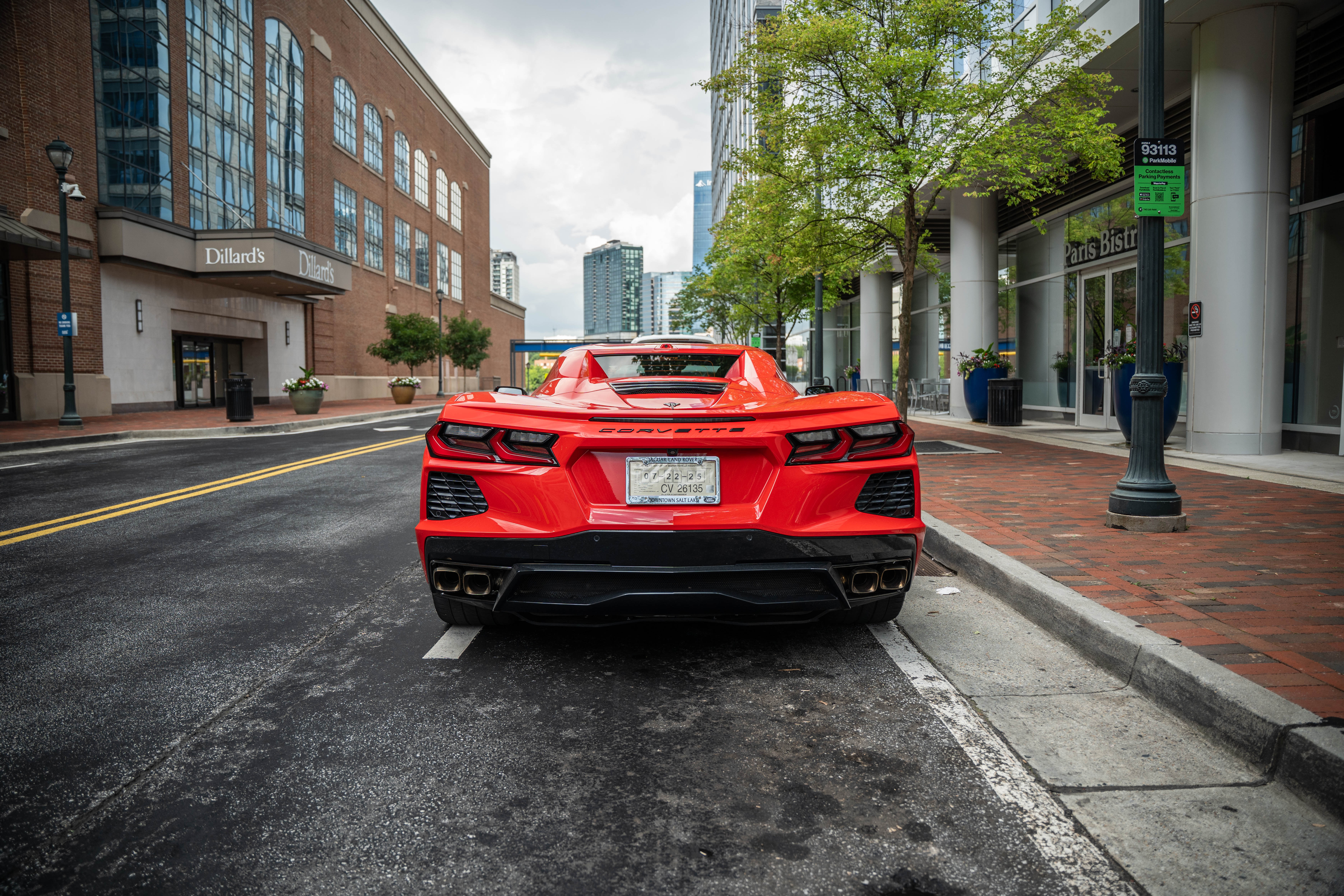 Chevrolet Corvette C8 Stingray 2LT Coupe - Torch Red on Jet Black