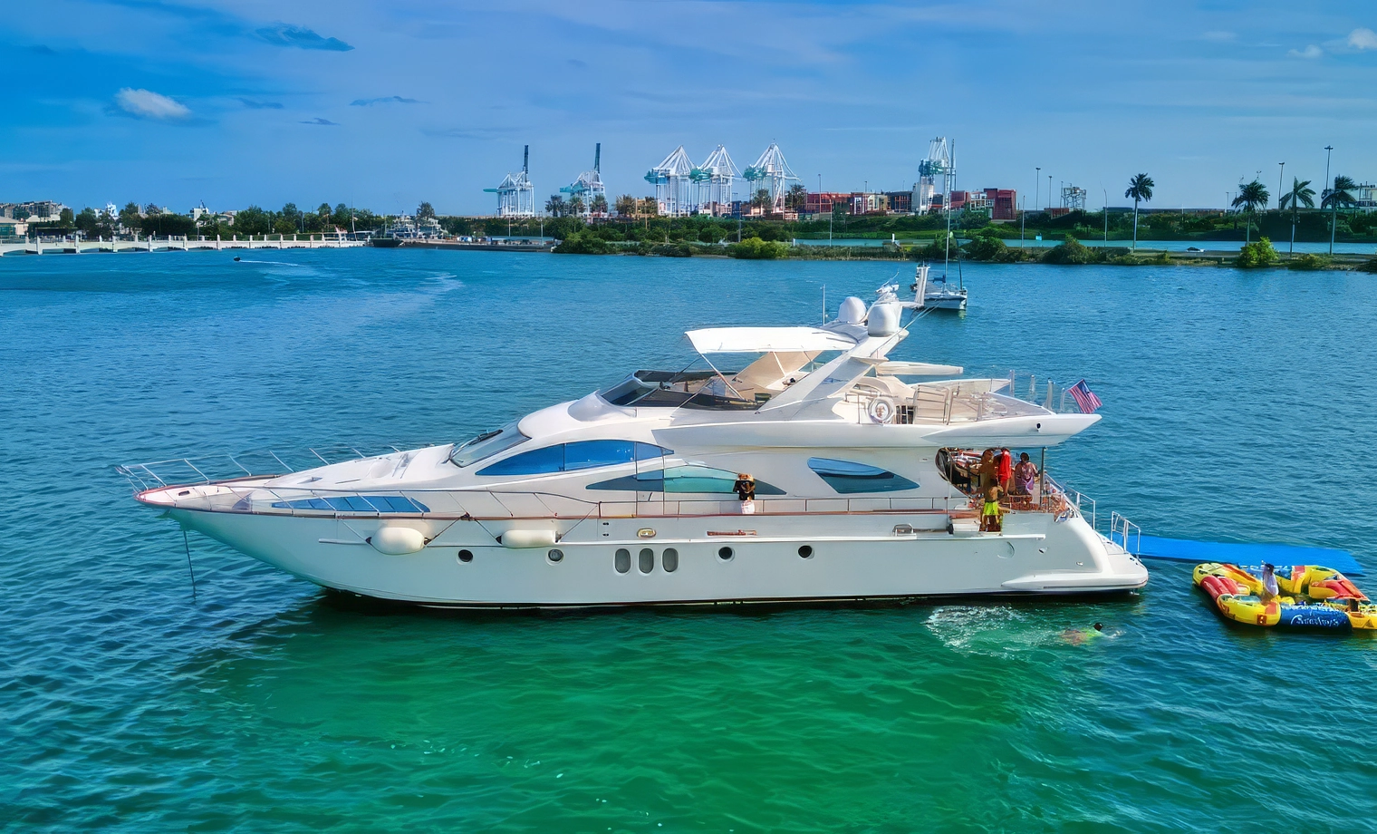 80' Azimut Delmar - $5,900