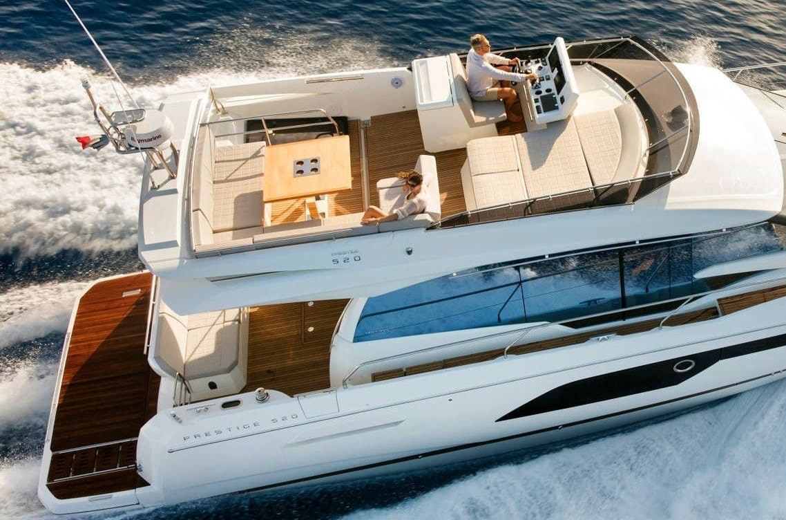 Prestige 550 Fly