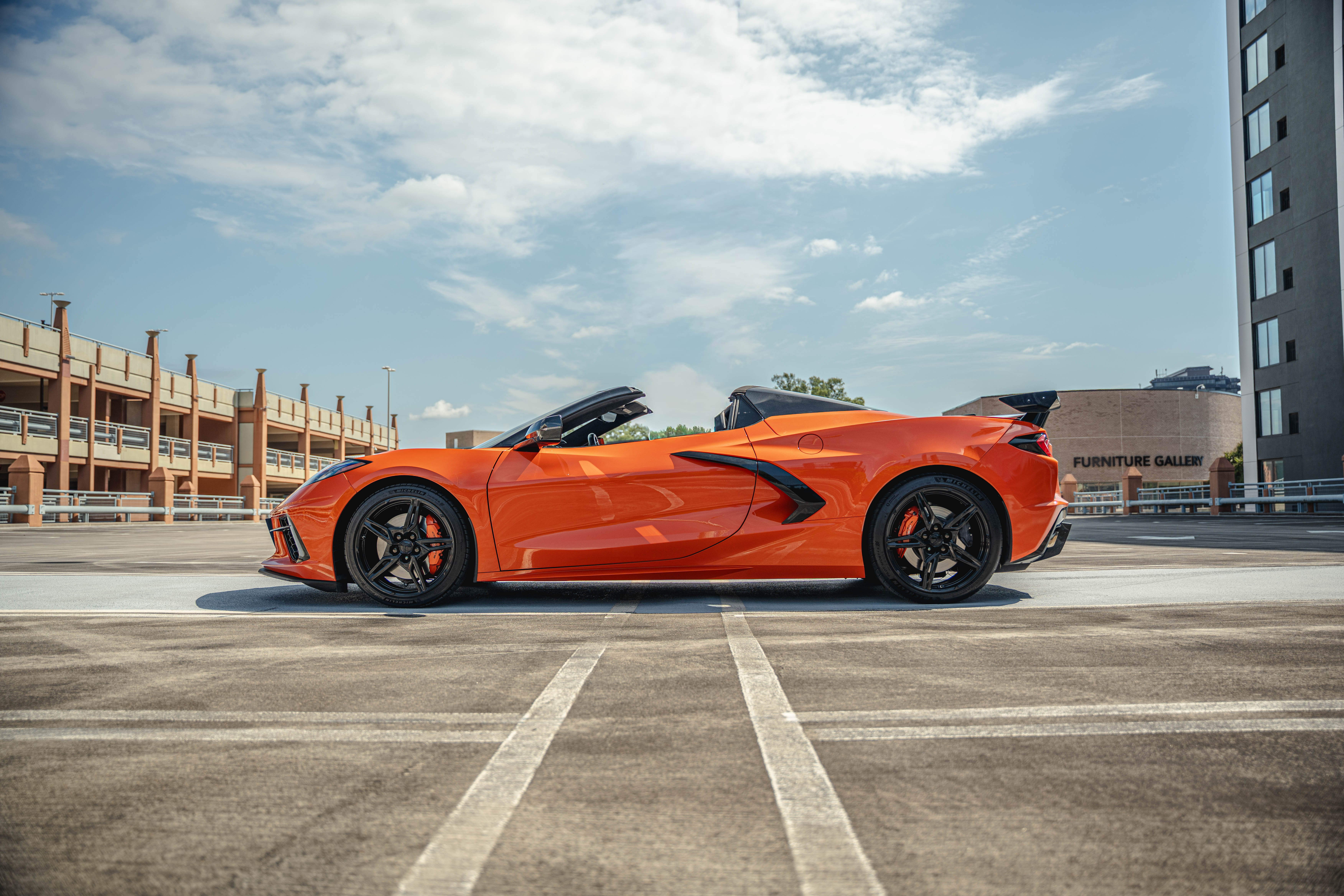 Chevrolet Corvette C8 Stingray Convertible Z51 - Amplify Orange Tintcoat on Jet Black