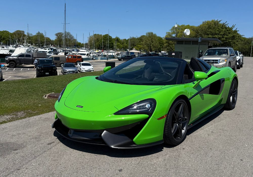 McLaren 570S Spider - Napier Green