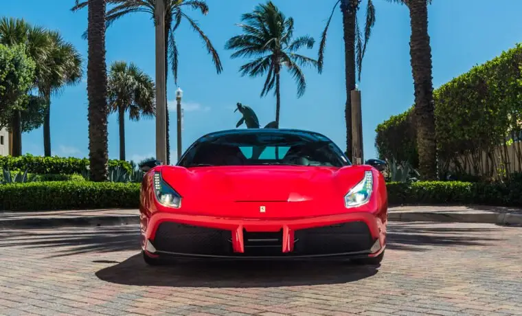 Ferrari 488 – Red on Black