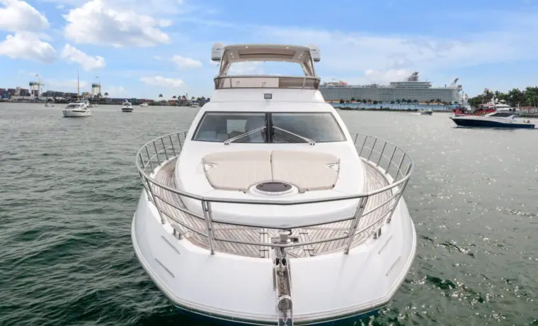 64' Azimut Deon - $4,500