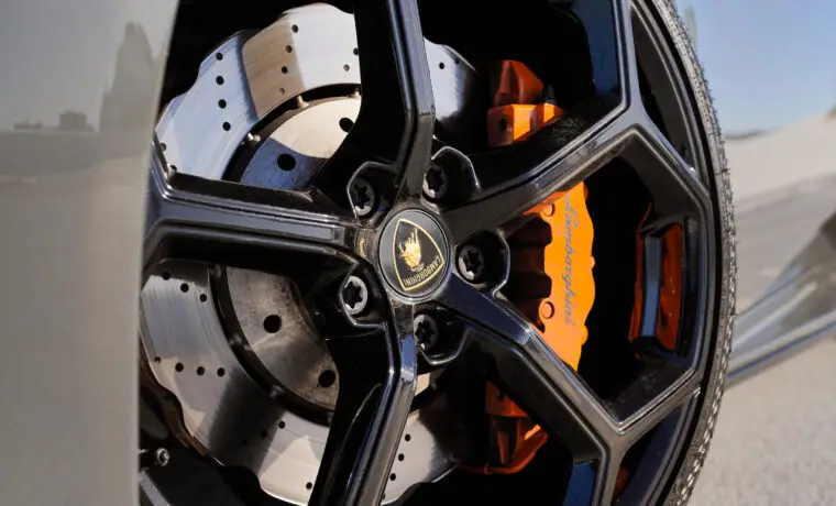 Lamborghini Huracan EVO – Gray on Black & Orange