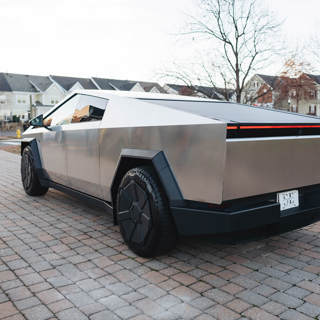 Tesla Cybertruck - Stainless Steel