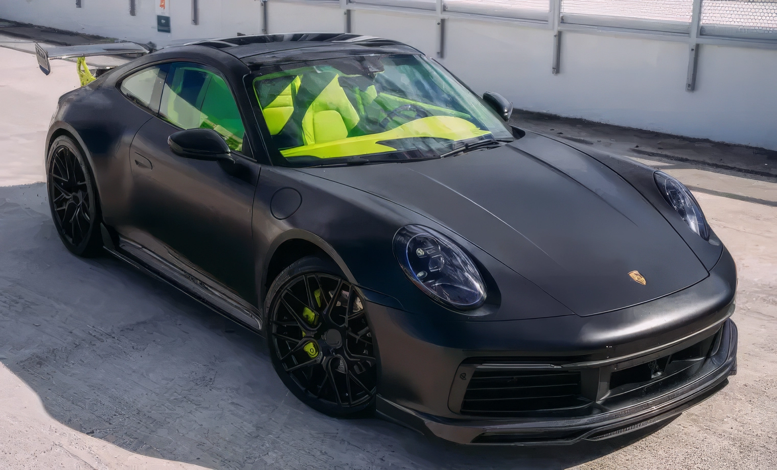 Porsche 911 Carrera S – Satin Black on Acid Green