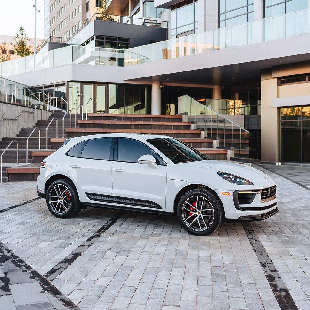 Porsche Macan S — Carrara White Metallic on Black & Bordeaux Red