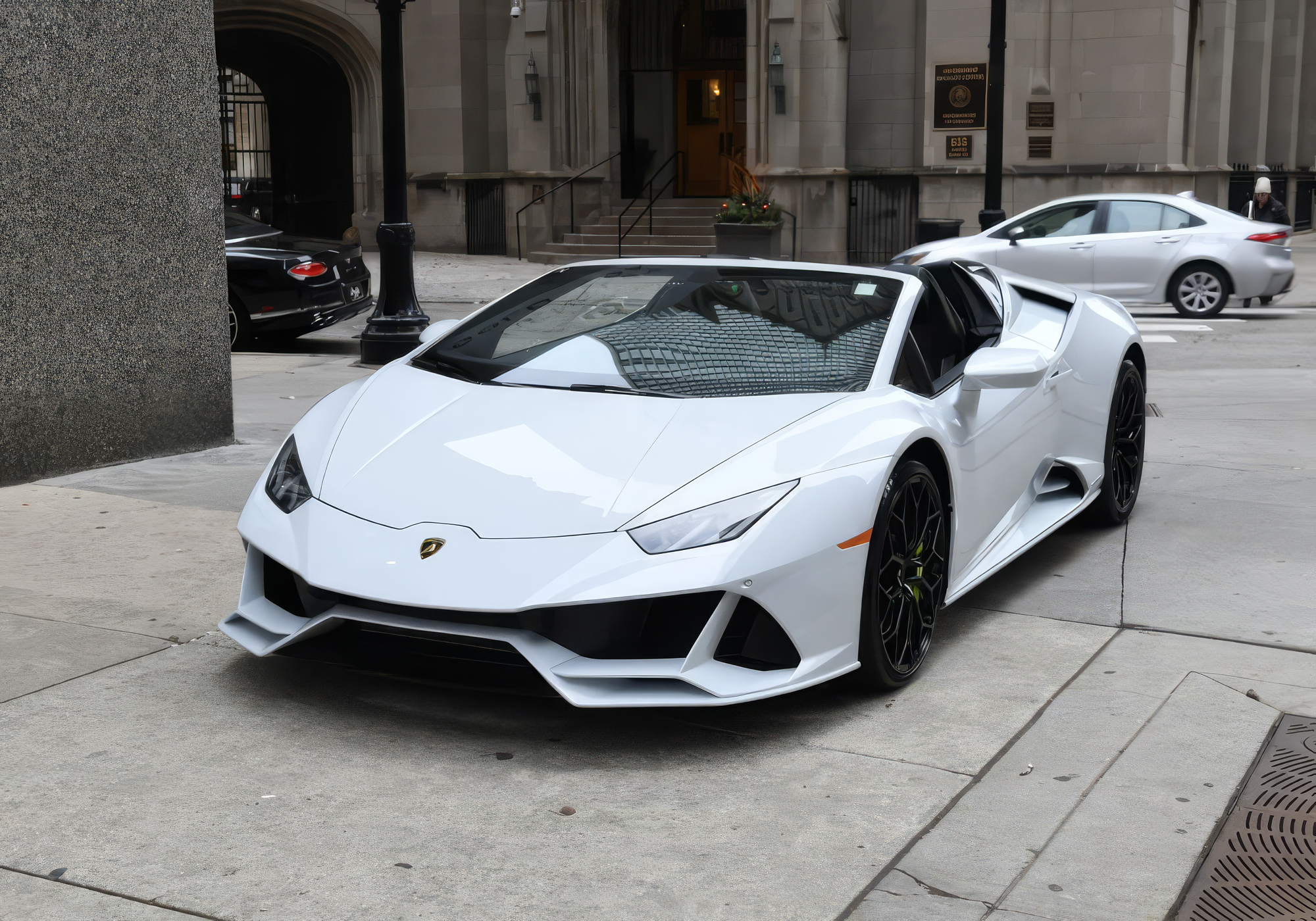 Lamborghini Huracán EVO Spyder - Bianco Monocerus on Rosso Alala & Nero Ade (Solid White on Red & Black)