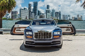 Rolls-Royce Wraith – Blue on White