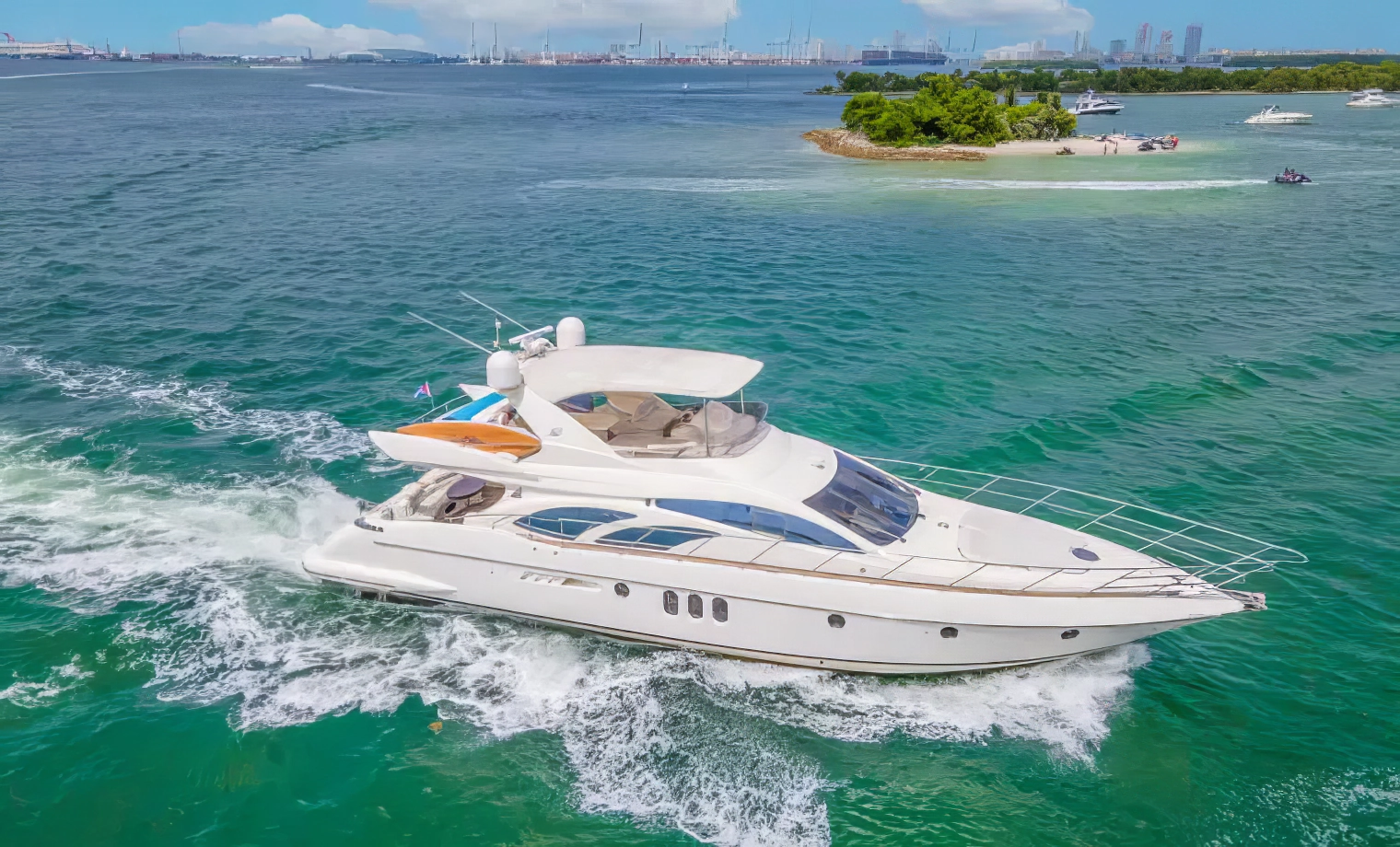 65' Azimut Flybridge - $3,200