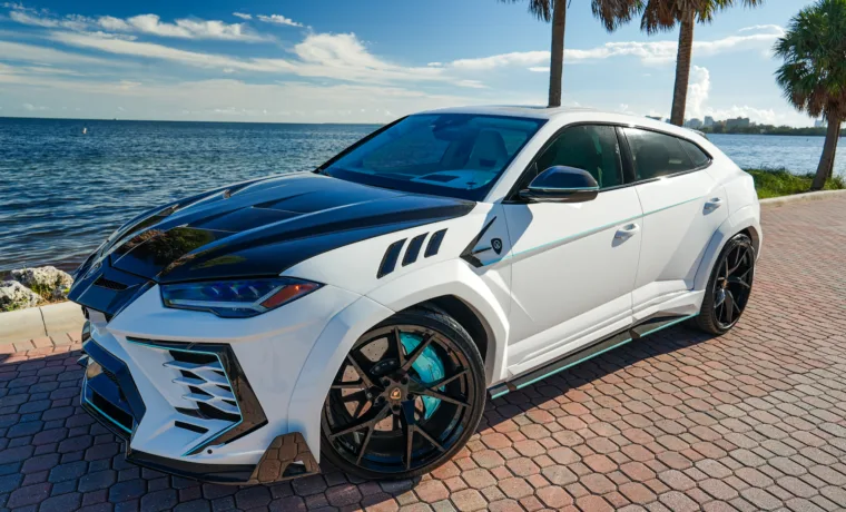 Mansory Lamborghini Urus – White & Black on Tiffany Blue