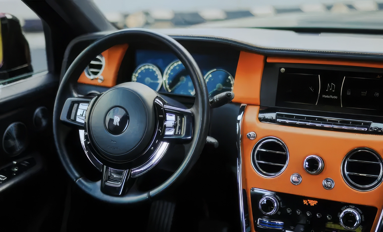 Rolls-Royce Cullinan — Diamond Black on Mandarin