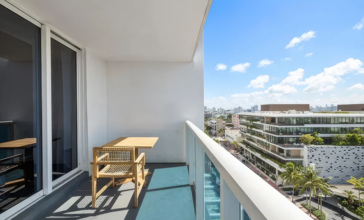 Condo Opulento Presidential Deluxe - $700