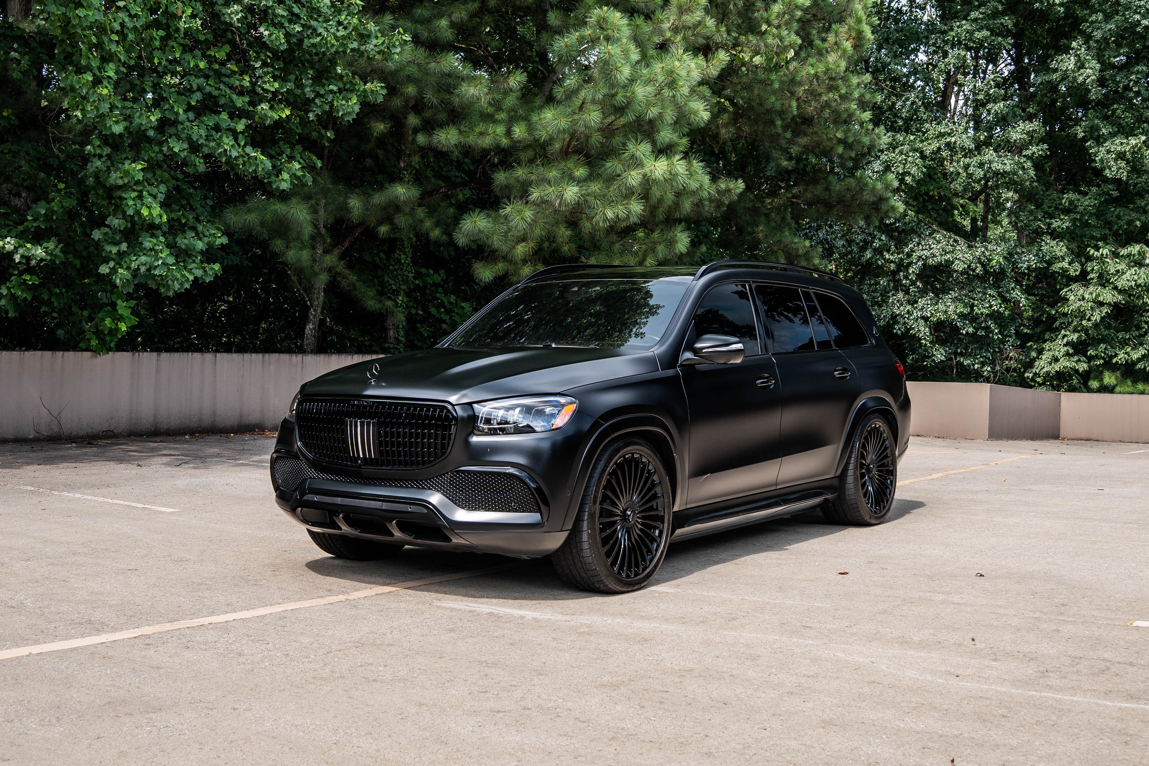 Maybach GLS 600 - Night Black Magno on Black