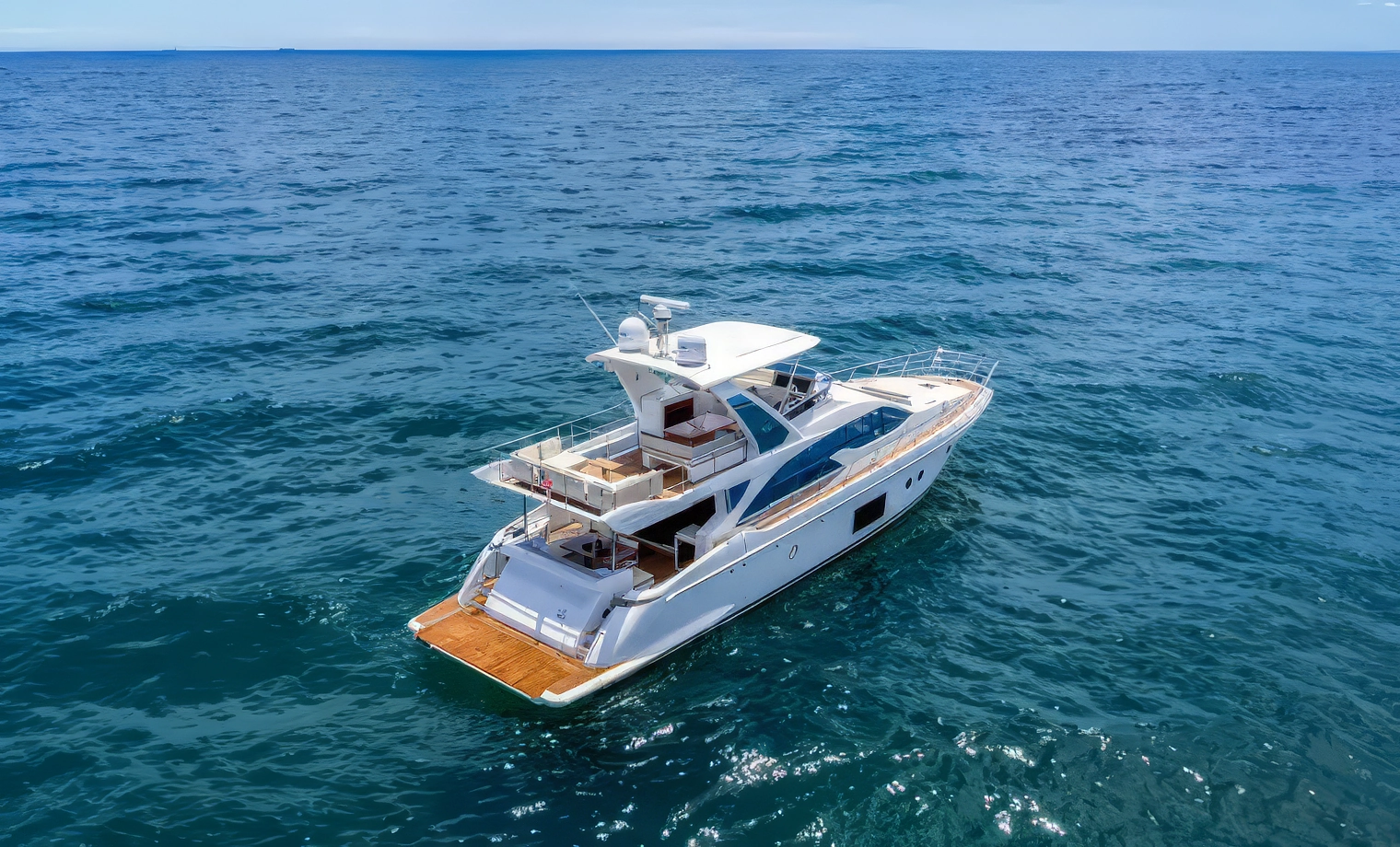 70' Azimut Flybridge "Le Grand Bleu" - $4,900