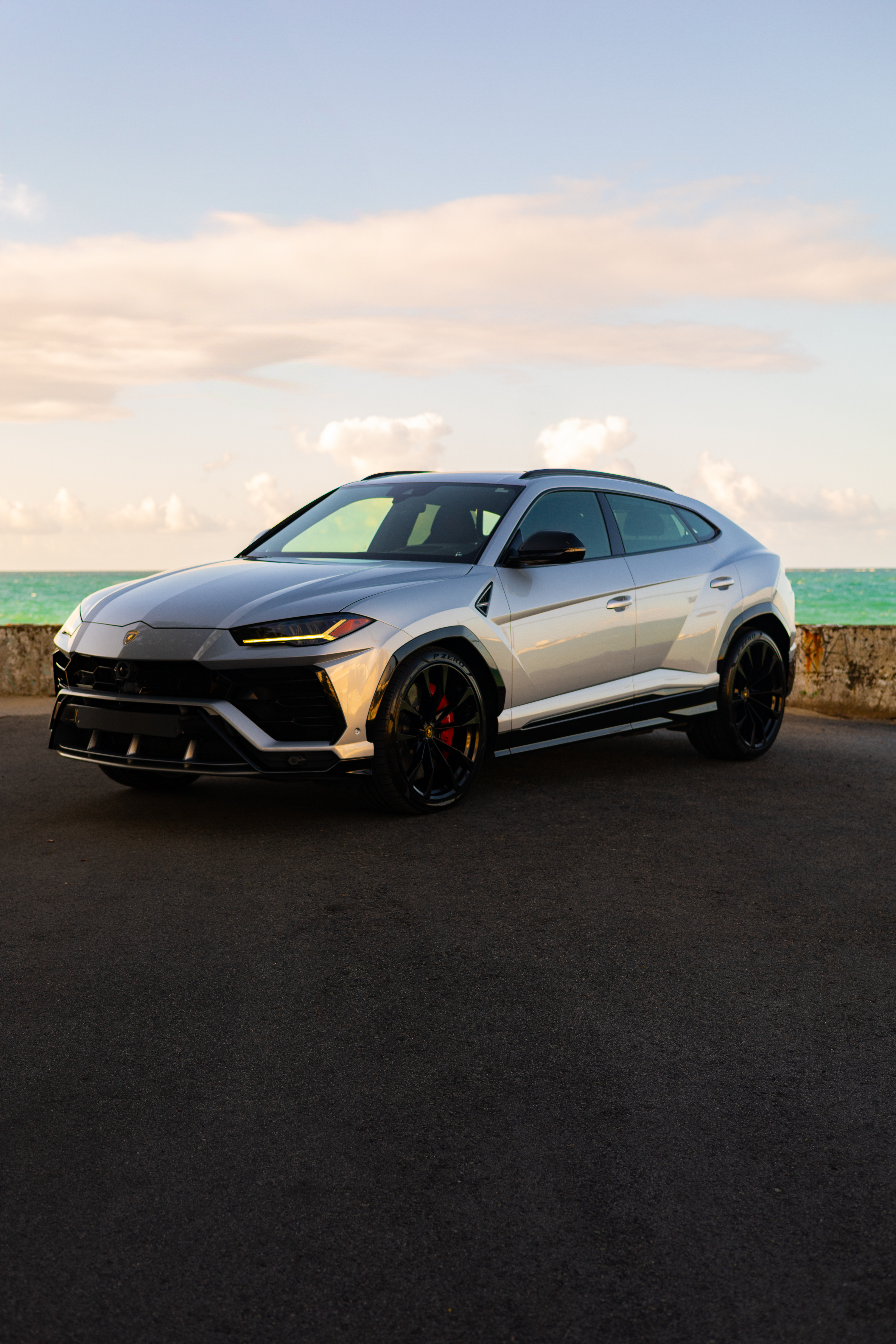 Lamborghini Urus – Grey with Red & Black Interior