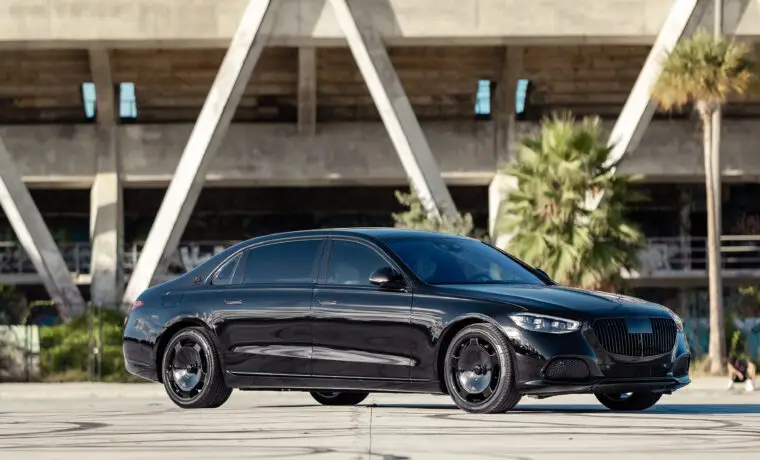 Maybach S580 – Gloss Black on Black