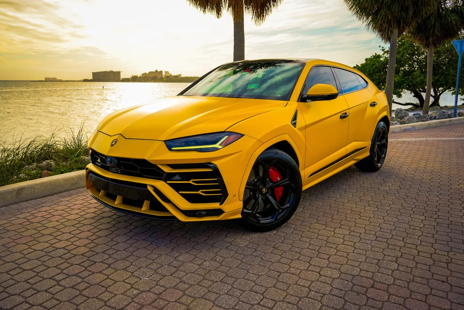 Lamborghini Urus on Forgiatos - Yellow