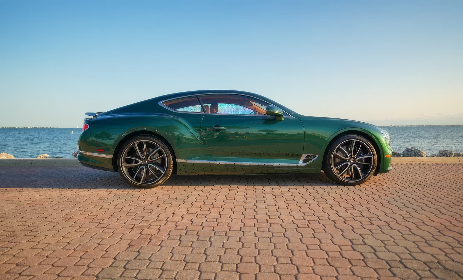 Bentley Continental GT V8 – Verdant (Deep Metallic Green) on Cognac