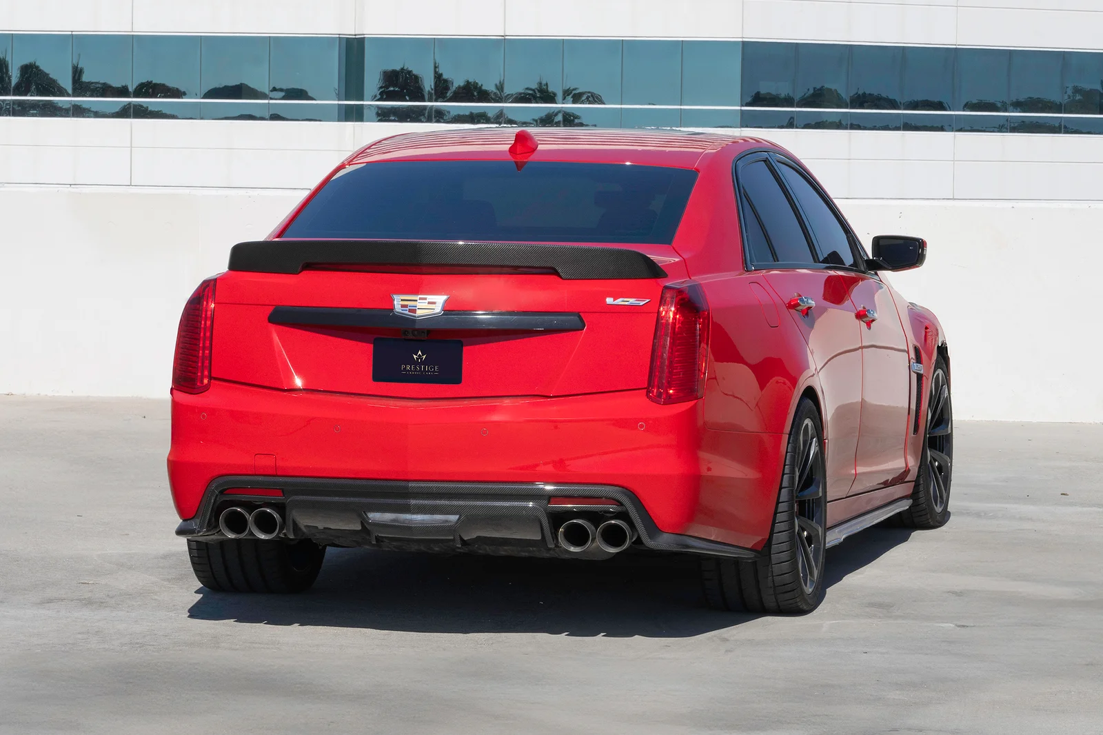 Cadillac CTS-V - Red on Black