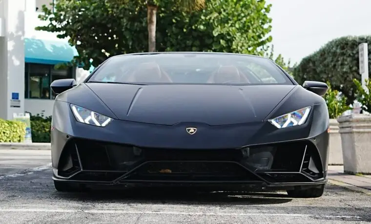 Lamborghini Huracan EVO – Black on Peanut Butter