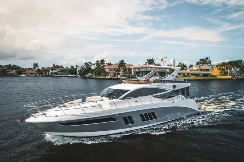 65' Sea Ray Flybridge - $4,000