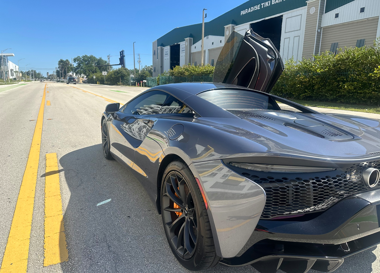 McLaren Artura - Grey on Orange
