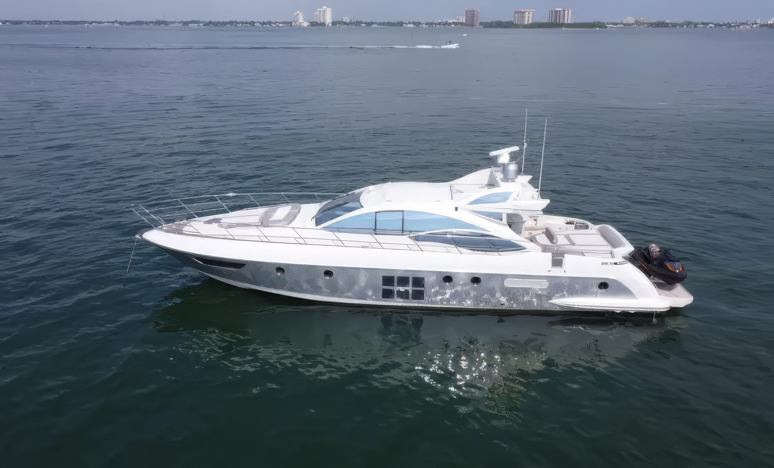 62' Azimut "Life Is Great" - $4,000