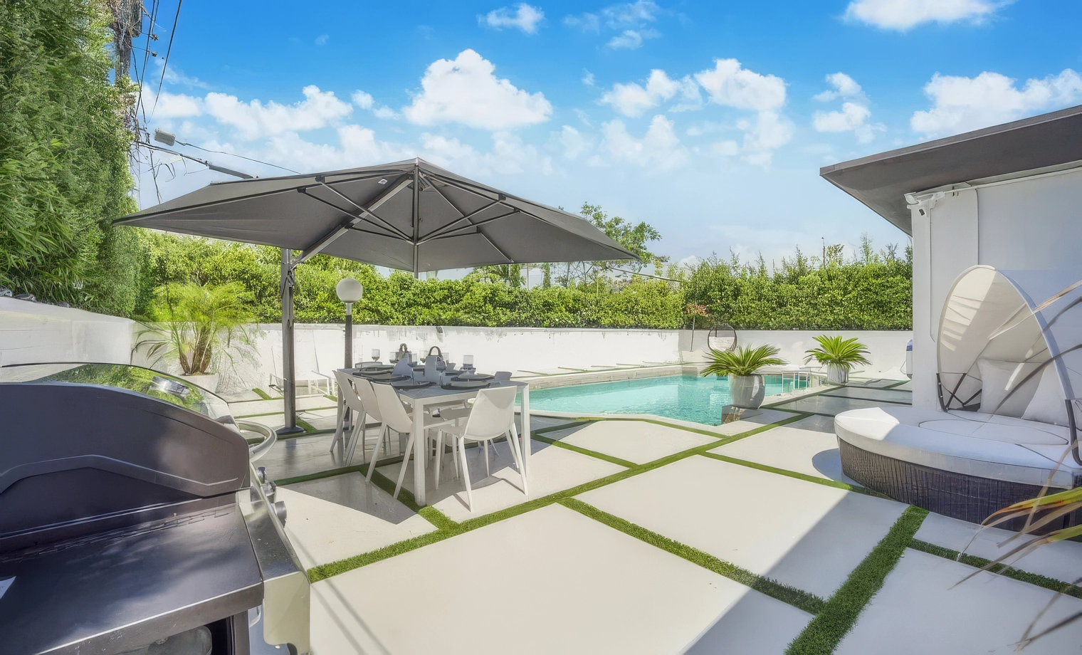 Villa Eclettica - $900