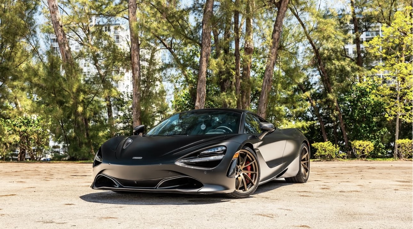 McLaren 720S Spider - Satin Volcano Black on Black
