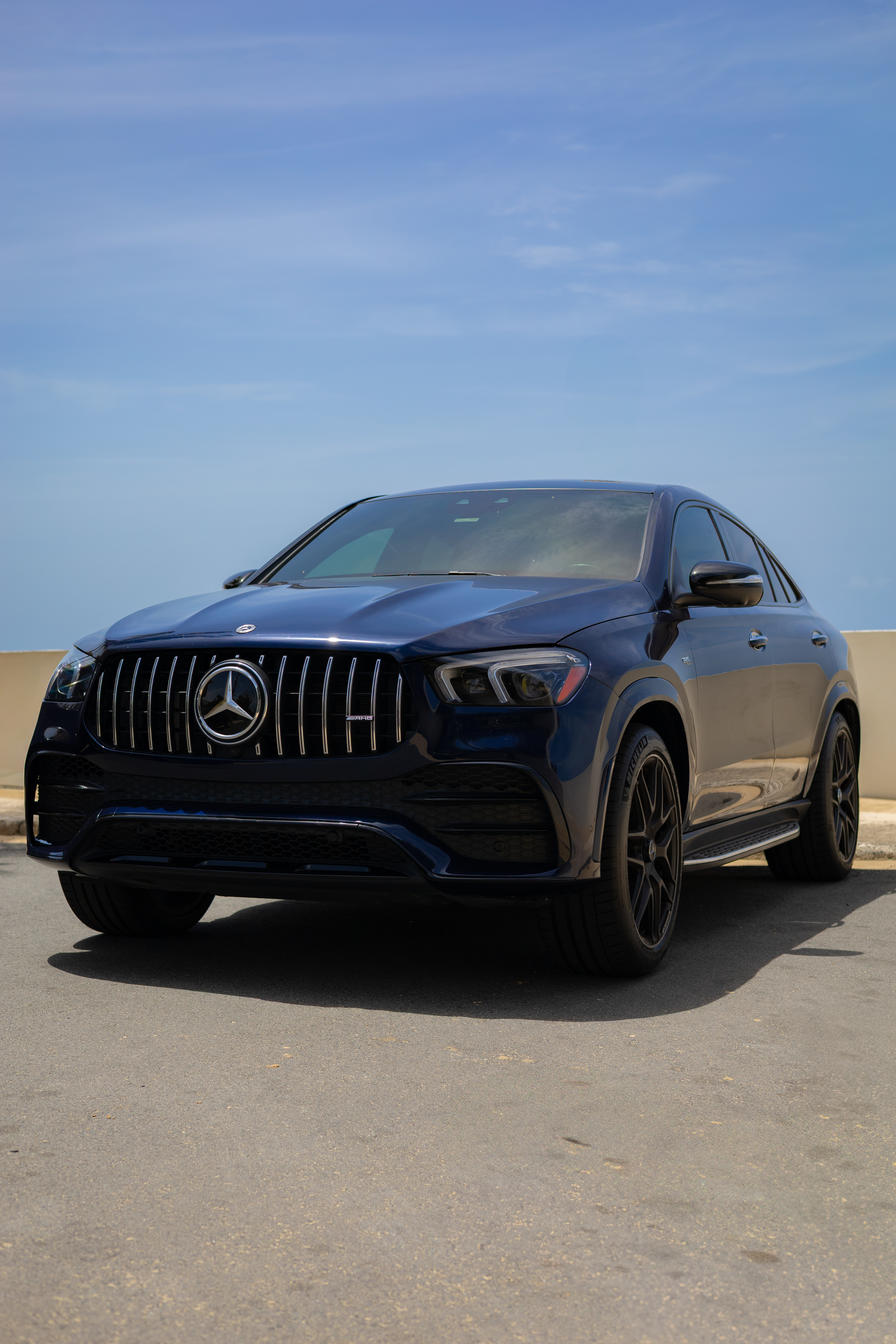Mercedes Benz GLE 53 AMG - Navy Blue on Black