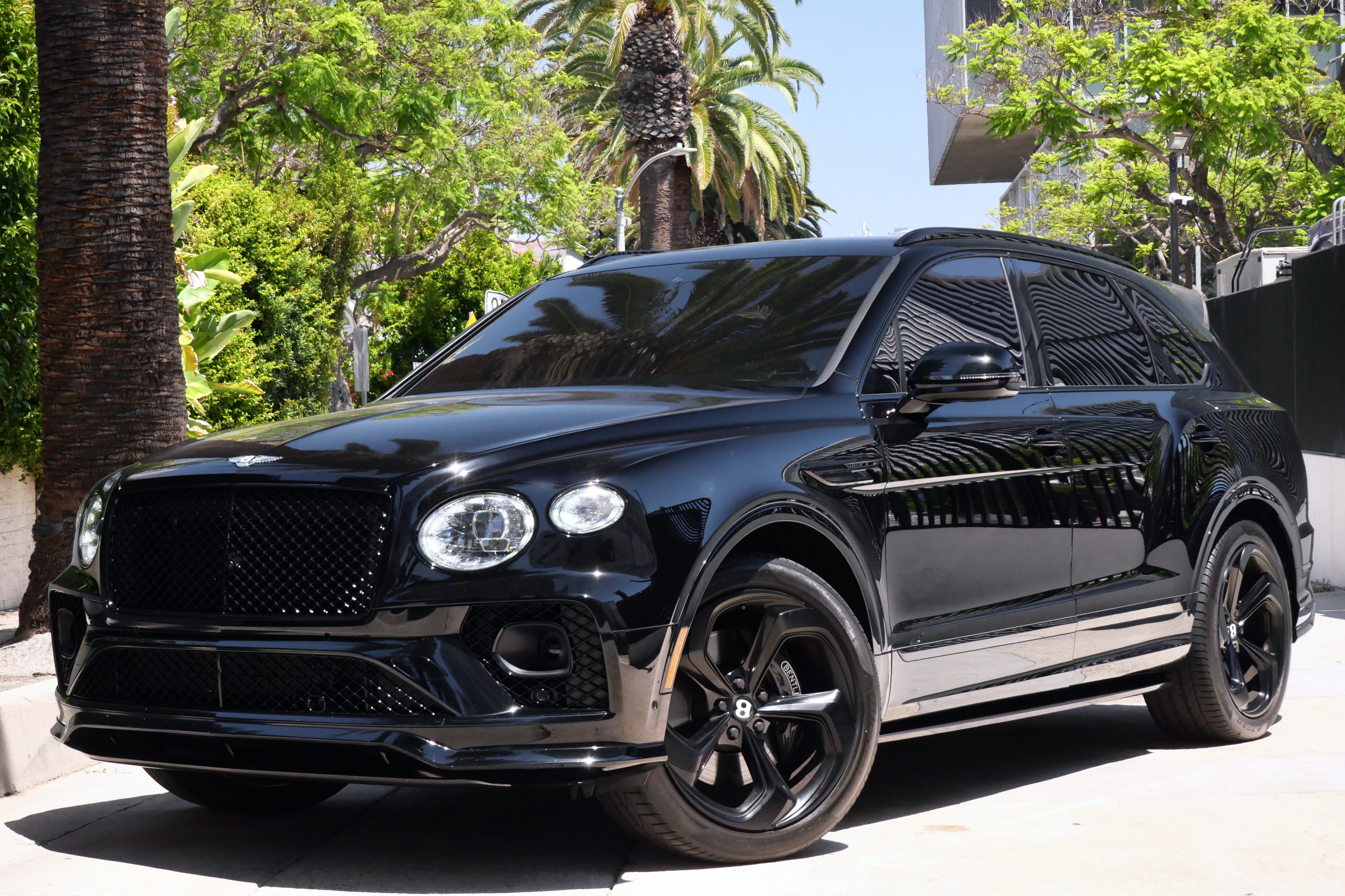 Bentley Bentayga - Black on Black