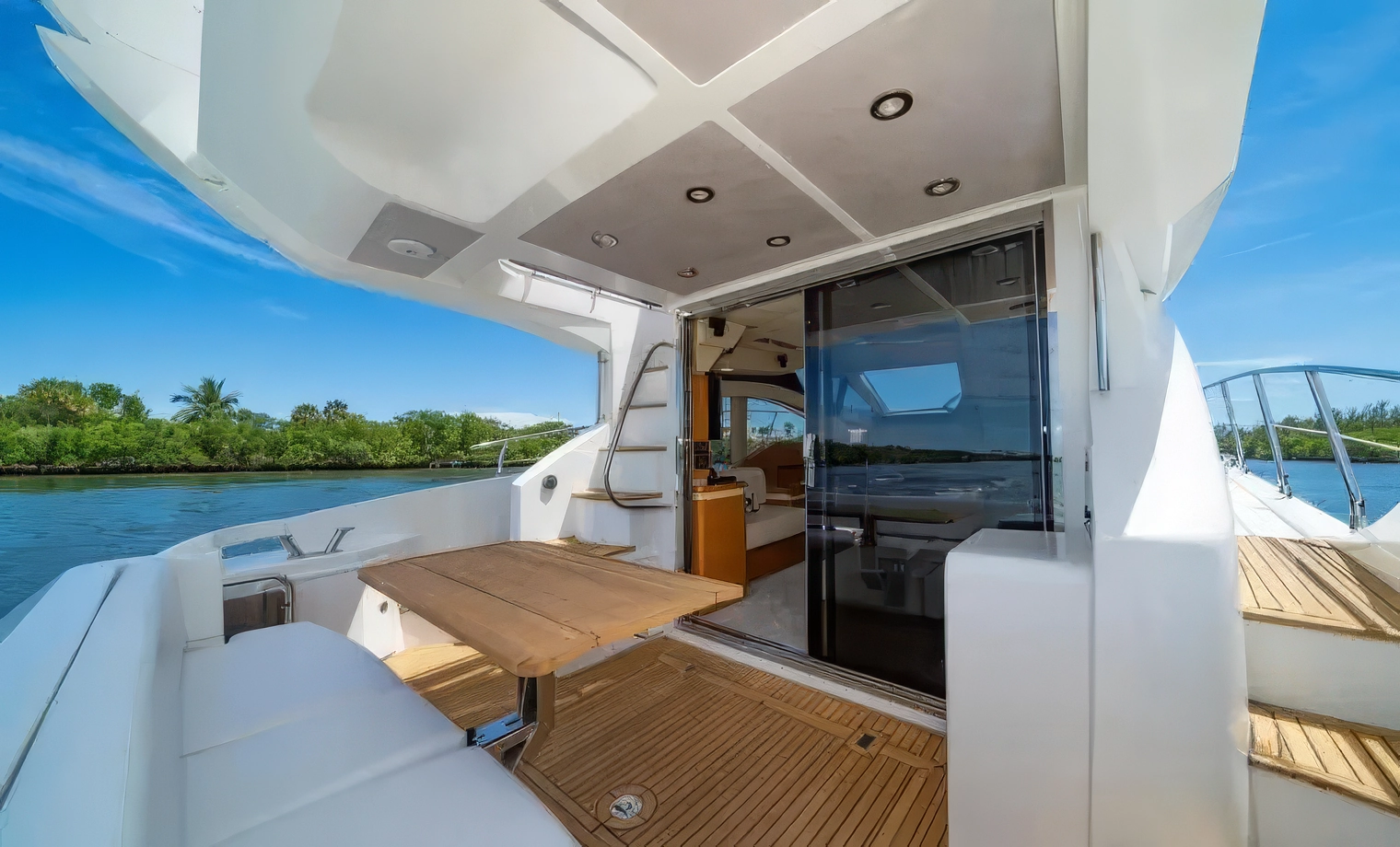 55' Azimut Flybridge - $2,000