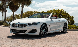 BMW 840i – White on Red