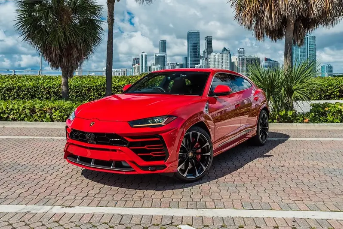 Lamborghini Urus – Red on Red & Black