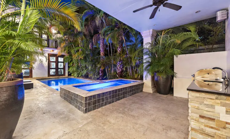 Villa Phillipe - $1,925