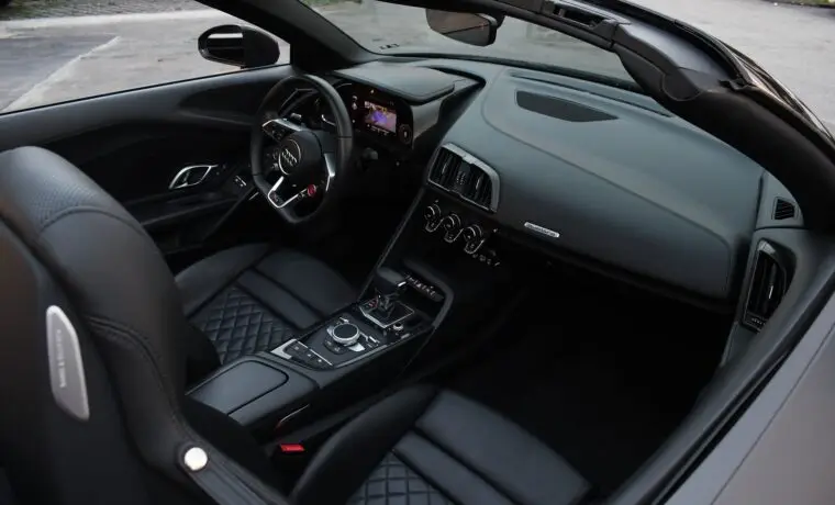 Audi R8 – Matte Black on Black