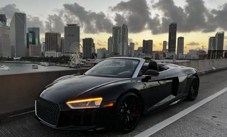 Audi R8 – Black on Black