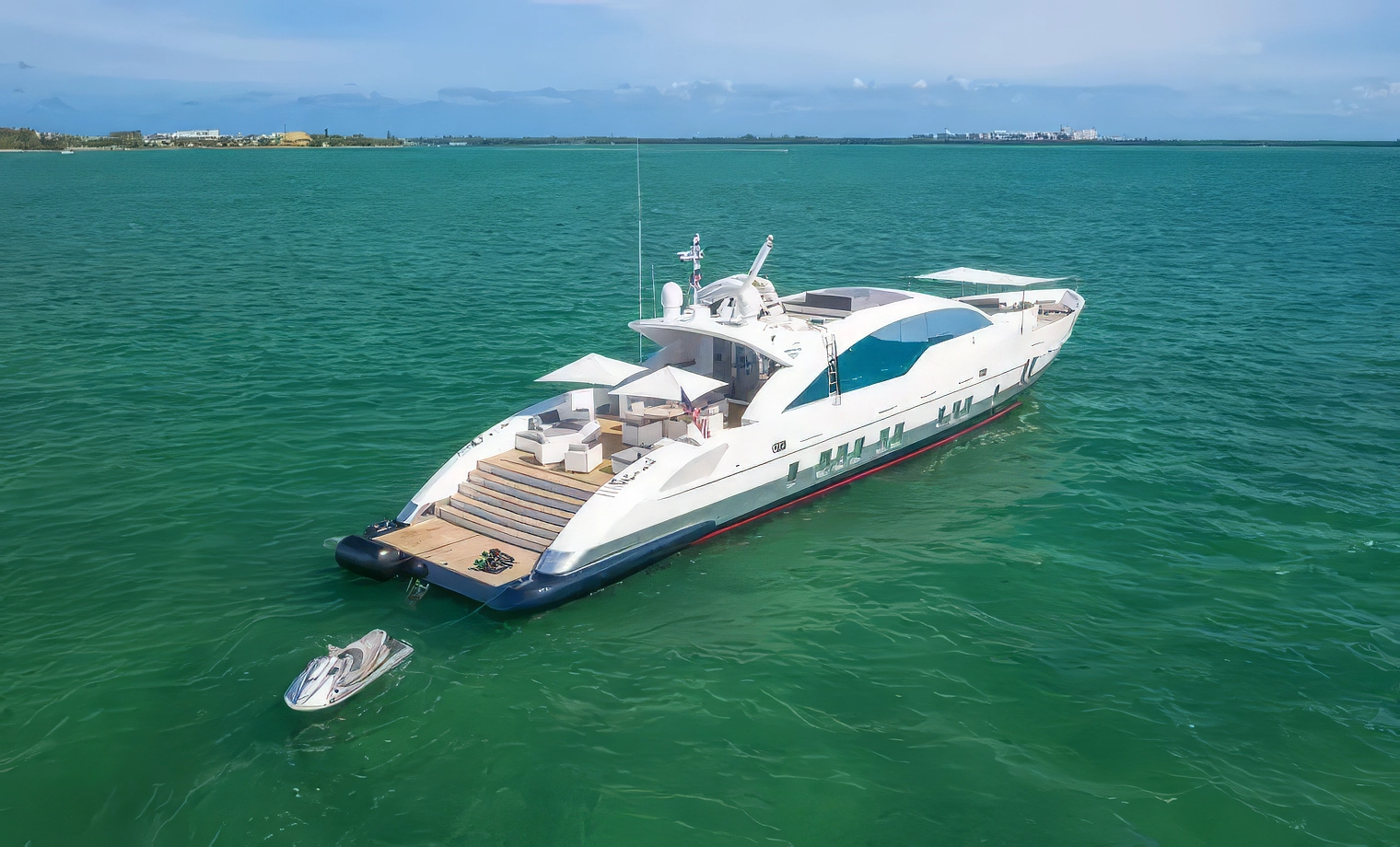 120' Tecnomar "Double Shot" - $8,000