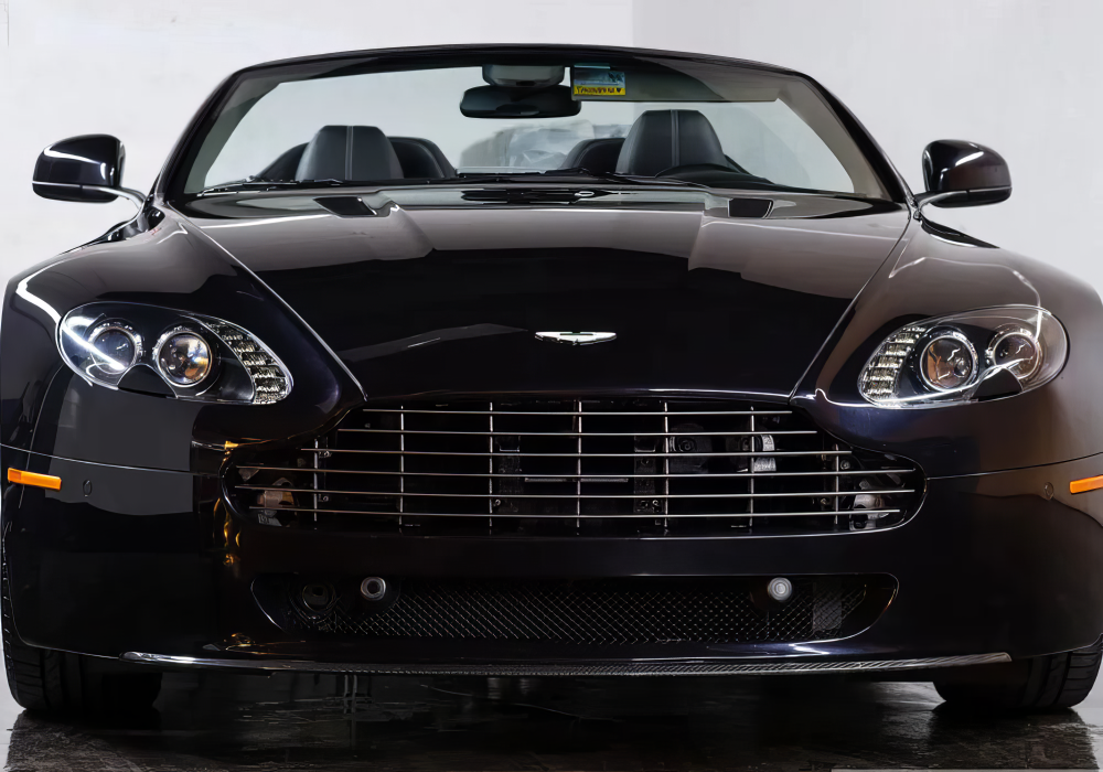 Aston Martin Vantage - Midnight Blue on Obsidian Black