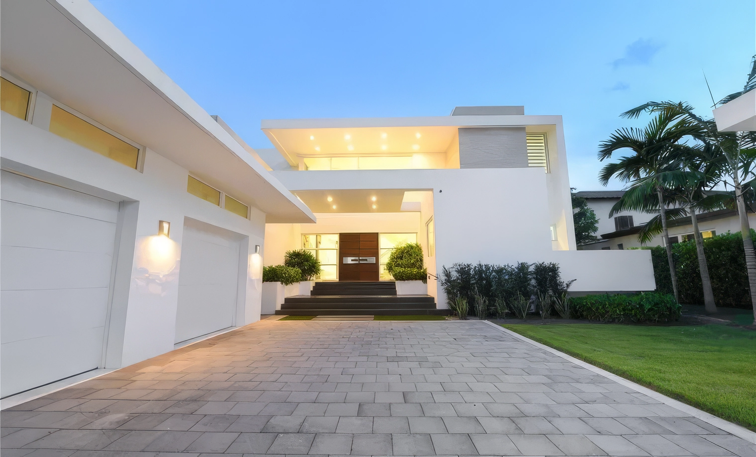 Bay Palace — $13,195