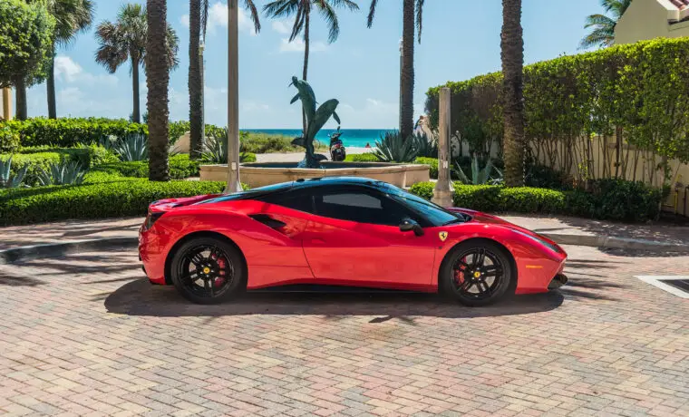 Ferrari 488 – Red on Black