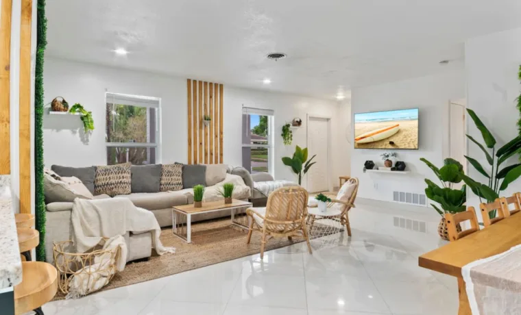 Villa Miami - $2,100